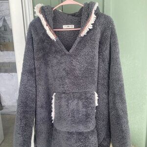 NATURAL LIFE Charcoal V-Neck Sweater